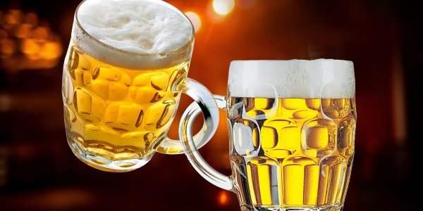 Les Anciens au pub : Paris ou Londres